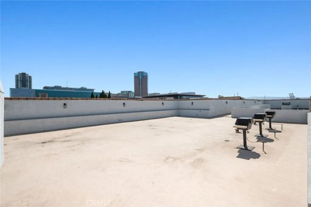 327 Chestnut Avenue 102, Long Beach, CA 90802