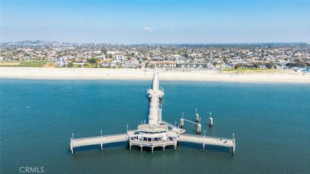 327 Chestnut Avenue 102, Long Beach, CA 90802