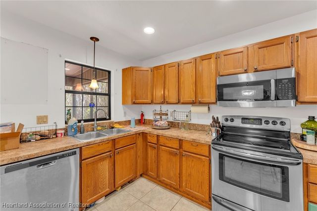 5324 Lafayette Avenue, Sebring, FL 33875