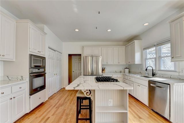 2152 Merrymount Drive, Suwanee, GA 30024