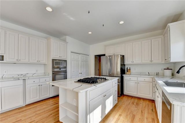 2152 Merrymount Drive, Suwanee, GA 30024