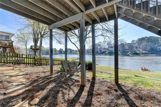 2152 Merrymount Drive, Suwanee, GA 30024