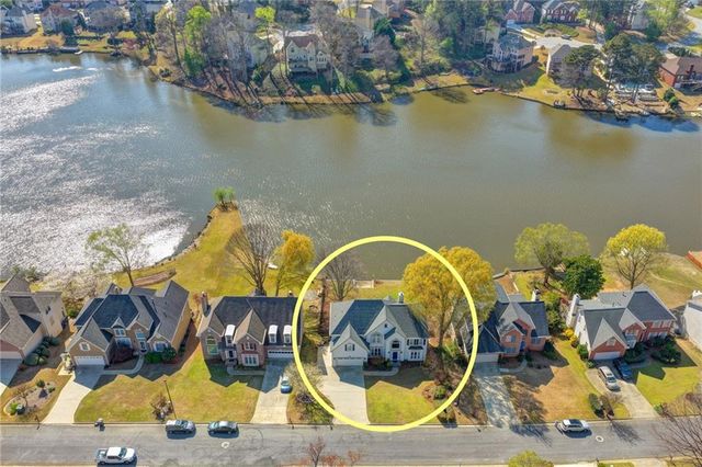 2152 Merrymount Drive, Suwanee, GA 30024