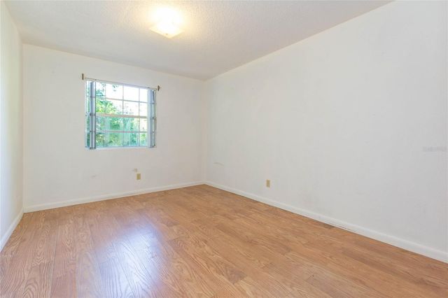 17616 EAGLE LANE, Lutz, FL 33558