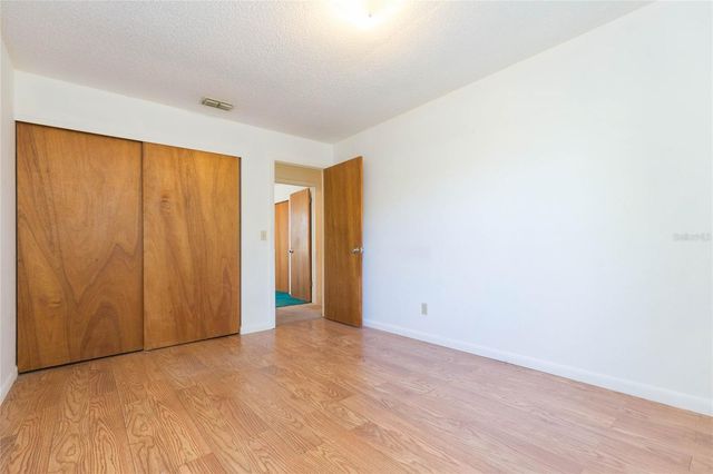 17616 EAGLE LANE, Lutz, FL 33558