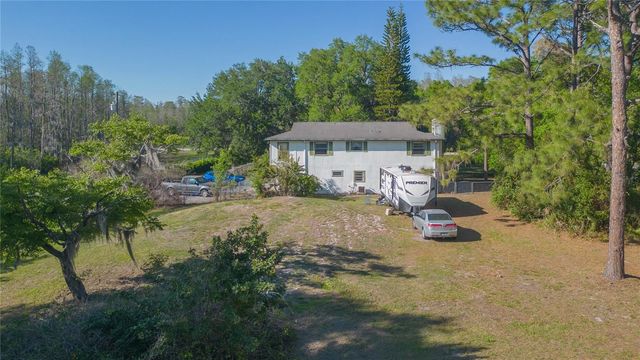 17616 EAGLE LANE, Lutz, FL 33558
