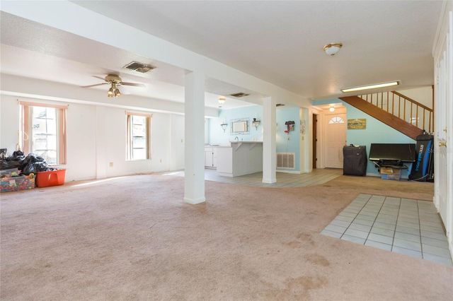 17616 EAGLE LANE, Lutz, FL 33558