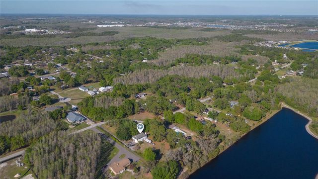 17616 EAGLE LANE, Lutz, FL 33558