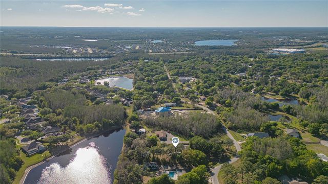 17616 EAGLE LANE, Lutz, FL 33558