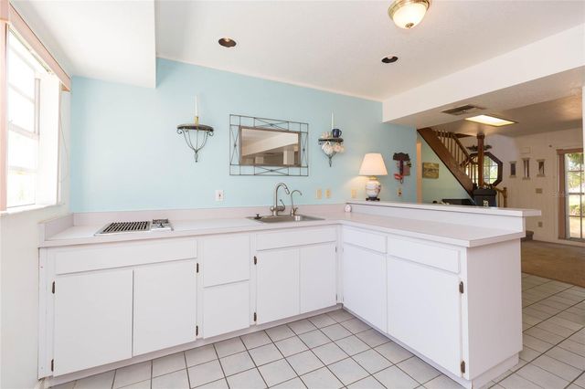 17616 EAGLE LANE, Lutz, FL 33558