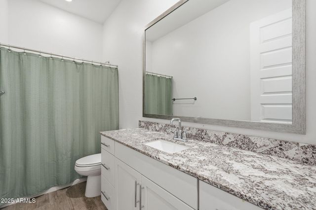 204 E TAURUS Place, Chandler, AZ 85249