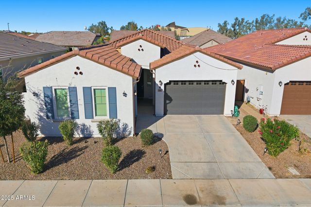 204 E TAURUS Place, Chandler, AZ 85249