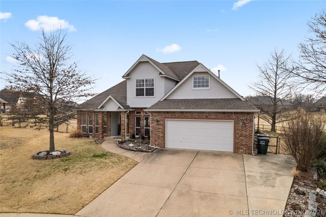 8402 N 100th East Avenue, Owasso, OK 74055