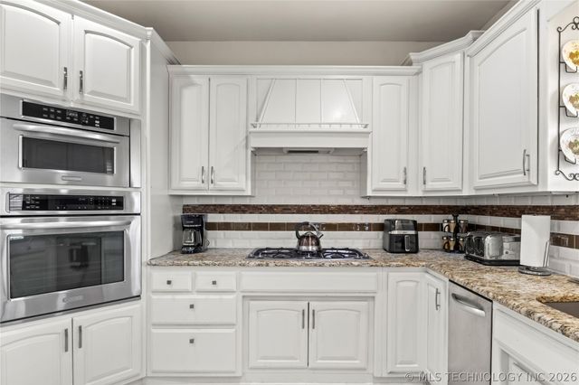 8402 N 100th East Avenue, Owasso, OK 74055