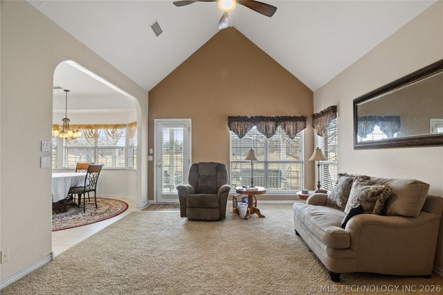 8402 N 100th East Avenue, Owasso, OK 74055