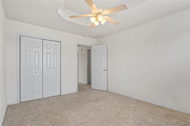 8402 N 100th East Avenue, Owasso, OK 74055