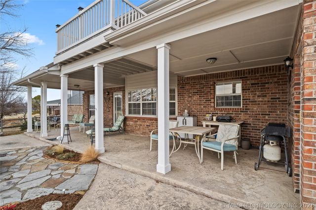 8402 N 100th East Avenue, Owasso, OK 74055