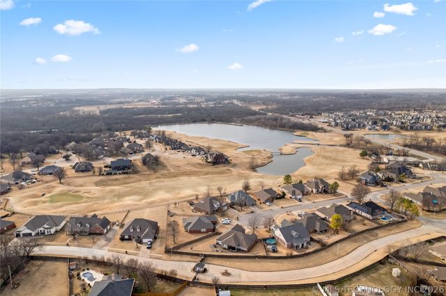 8402 N 100th East Avenue, Owasso, OK 74055