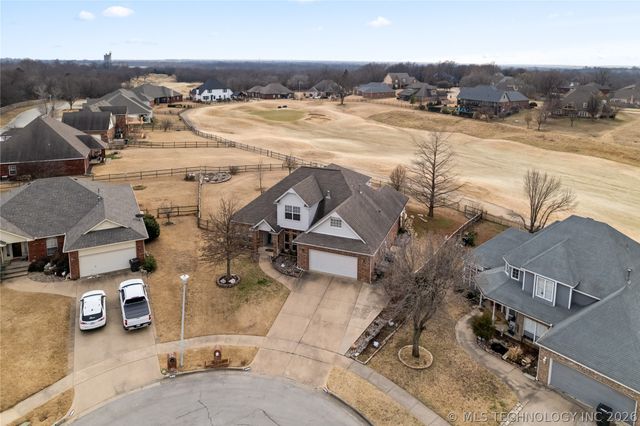8402 N 100th East Avenue, Owasso, OK 74055