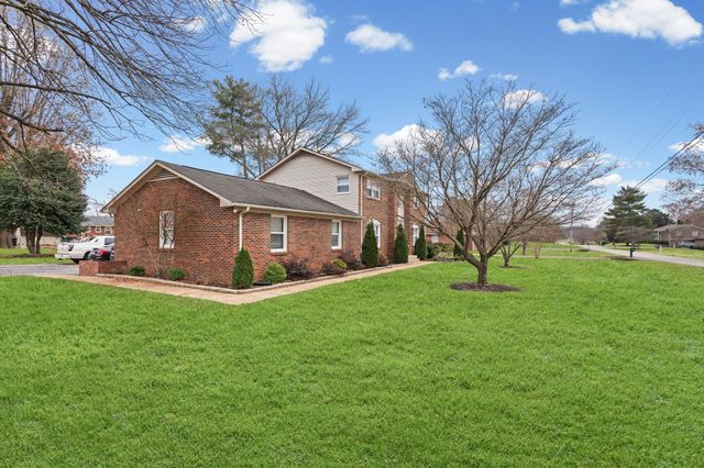 6016 Clifton Dr, Columbia, TN 38401