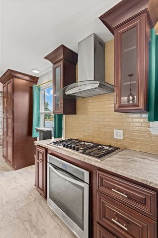 6016 Clifton Dr, Columbia, TN 38401