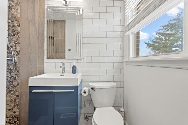 6016 Clifton Dr, Columbia, TN 38401