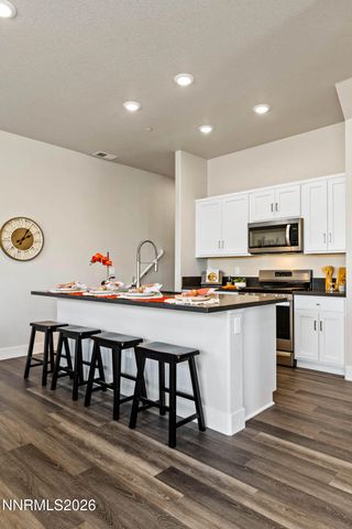 182 Silver Peak Loop 1, Carson City, NV 89701