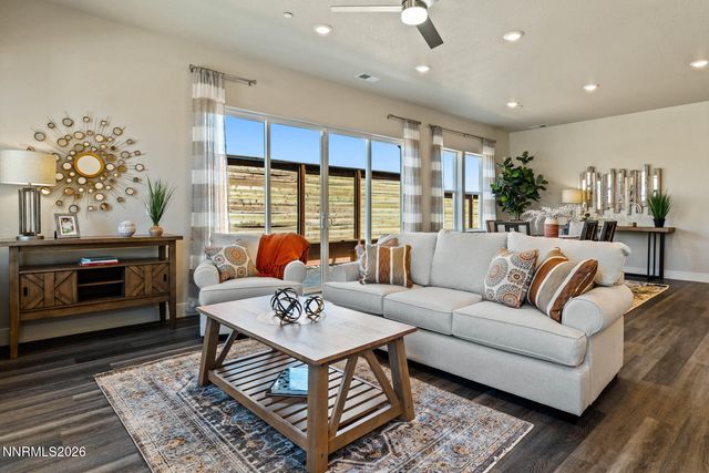 182 Silver Peak Loop 1, Carson City, NV 89701