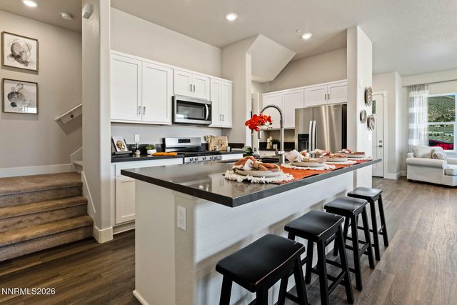 182 Silver Peak Loop 1, Carson City, NV 89701