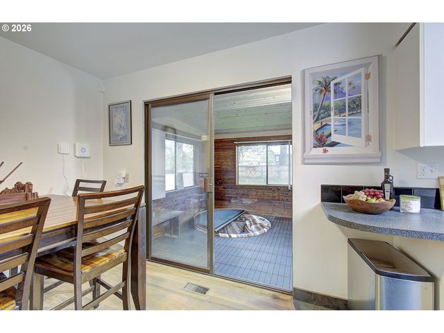 604 Se 103RD Ave, Vancouver, WA 98664