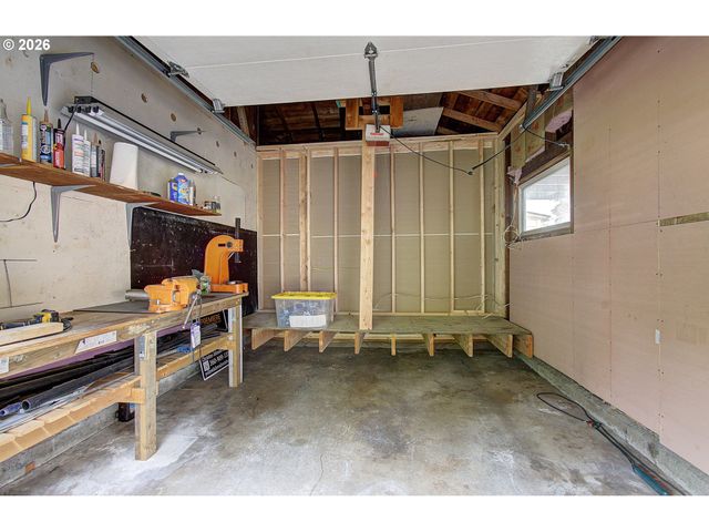 604 Se 103RD Ave, Vancouver, WA 98664