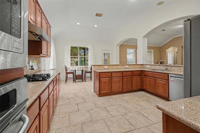 2129 Brittany Colony Drive, League City, TX 77573