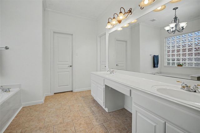 2129 Brittany Colony Drive, League City, TX 77573