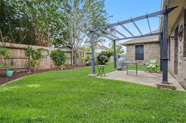 2129 Brittany Colony Drive, League City, TX 77573