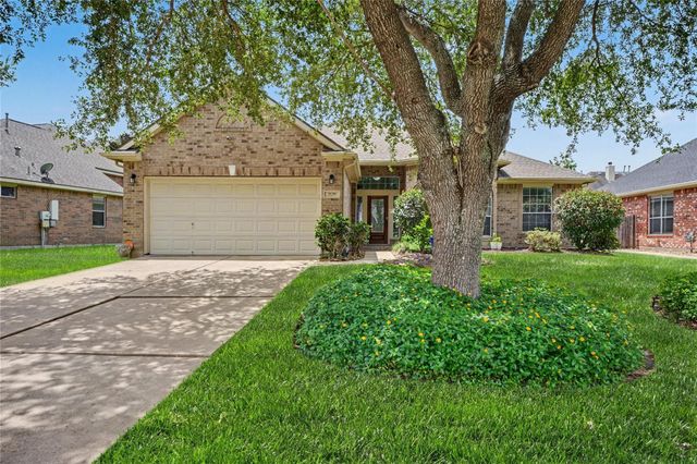 2129 Brittany Colony Drive, League City, TX 77573