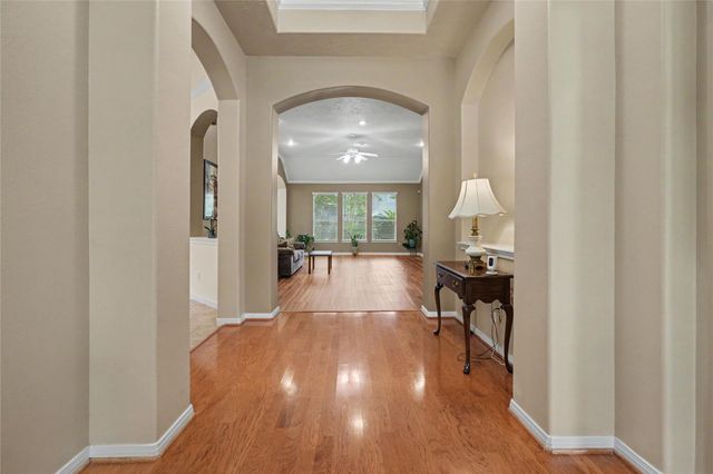 2129 Brittany Colony Drive, League City, TX 77573