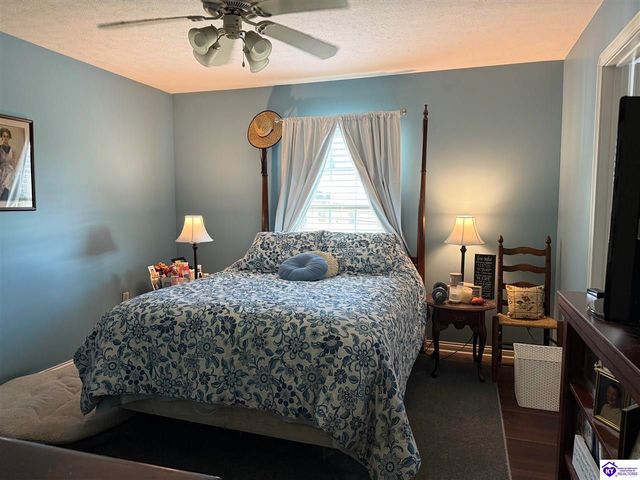 102 Sylvia Court, Elizabethtown, KY 42701