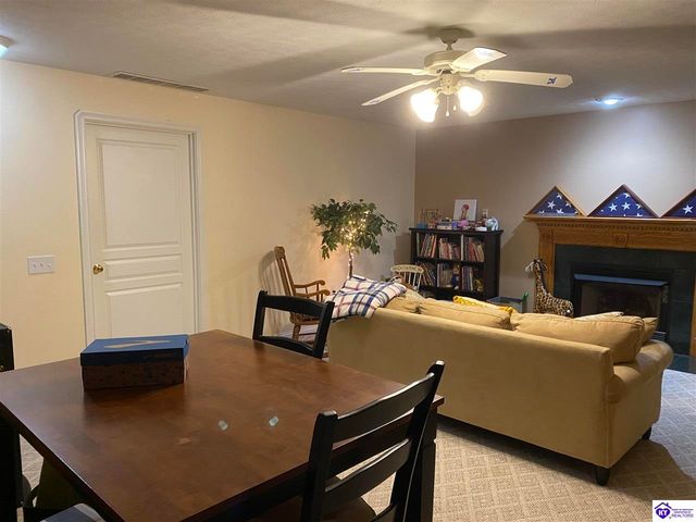 102 Sylvia Court, Elizabethtown, KY 42701