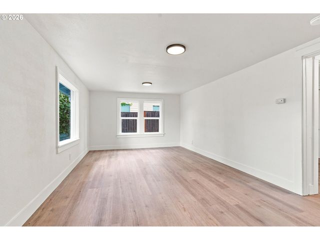 2505 LINCOLN Ave, Vancouver, WA 98660