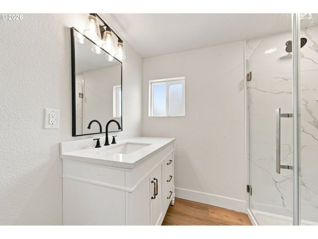 2505 LINCOLN Ave, Vancouver, WA 98660