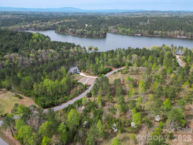1997 Lake Vista Drive NE, Valdese, NC 28690