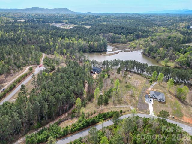 1997 Lake Vista Drive NE, Valdese, NC 28690