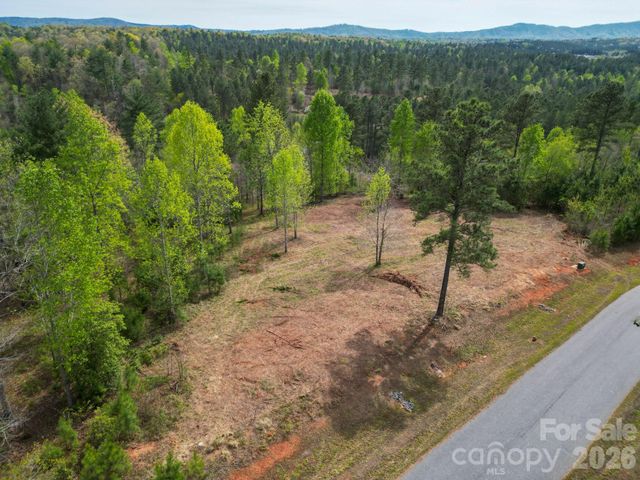 1997 Lake Vista Drive NE, Valdese, NC 28690