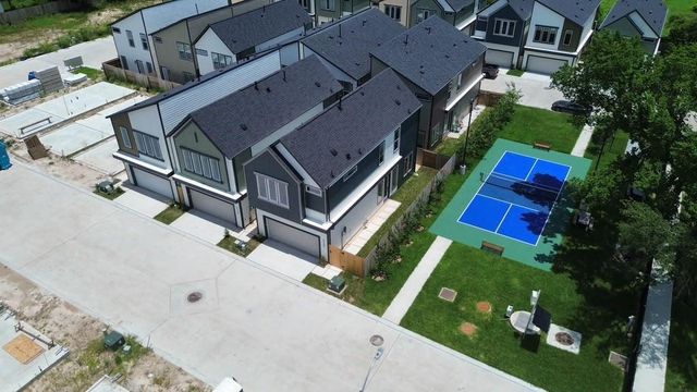 5308 Jesselton Lane, Houston, TX 77091