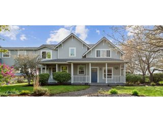 22405 Ne SUNNYCREST Rd, Newberg, OR 97132