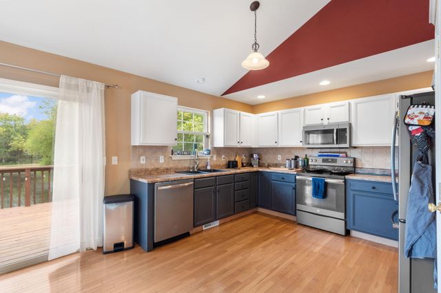 2101 BAY BROOK DR, Columbia, MO 65201