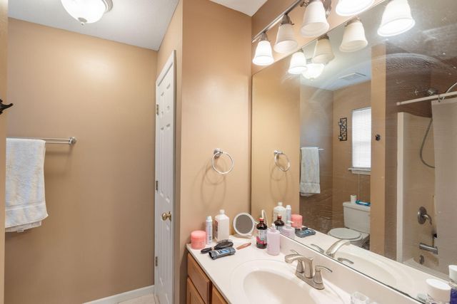 2101 BAY BROOK DR, Columbia, MO 65201