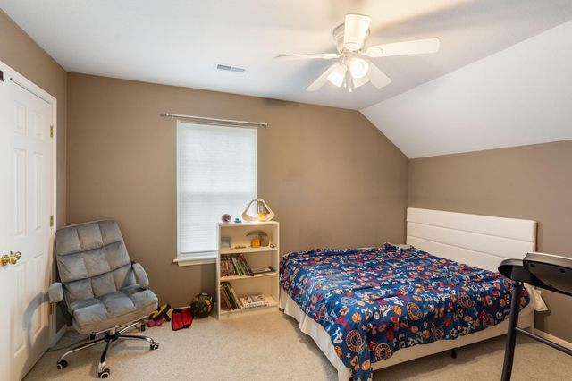 2101 BAY BROOK DR, Columbia, MO 65201