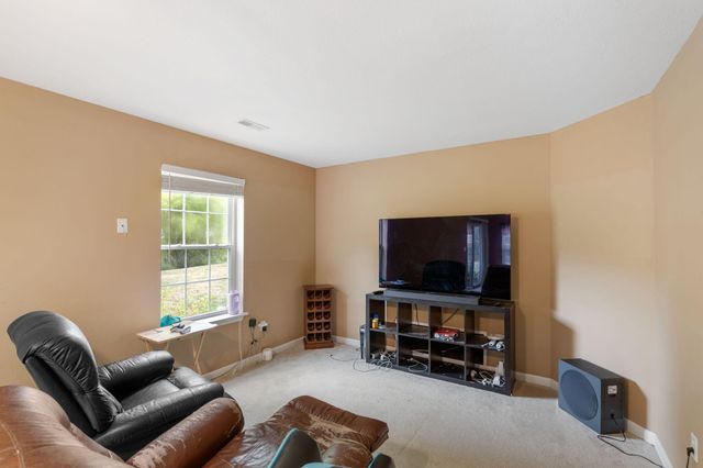 2101 BAY BROOK DR, Columbia, MO 65201