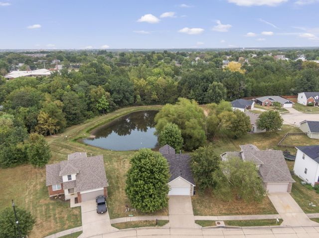 2101 BAY BROOK DR, Columbia, MO 65201